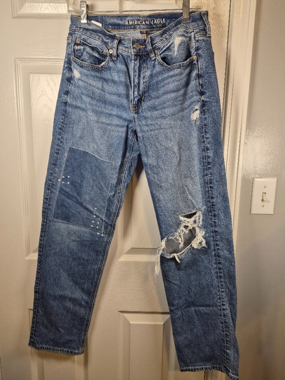 American Eagle Strigid Women’s Jeans Distressed Size 6 Reg Classic High Rise